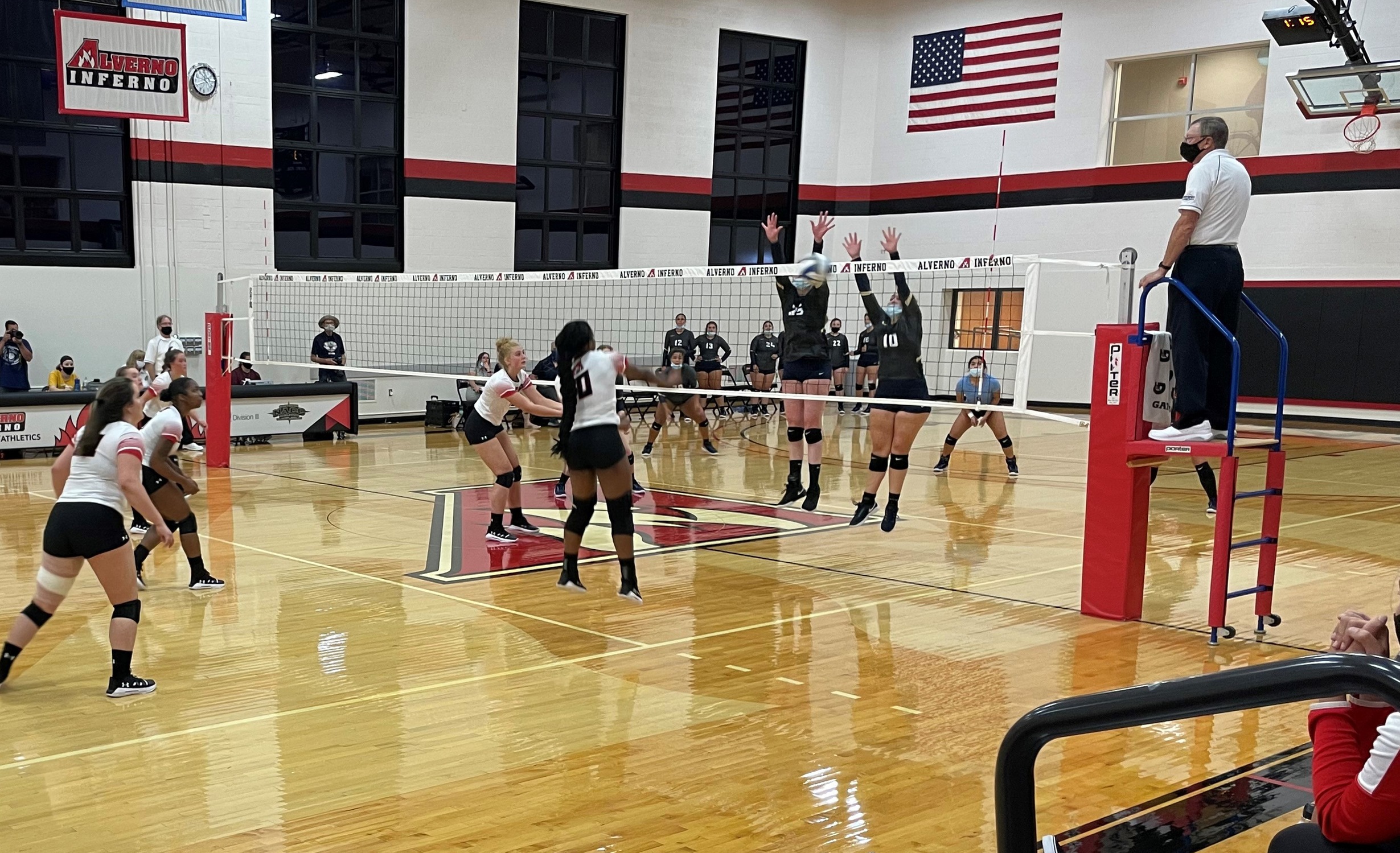 Volleyball Drops Five-Set Thriller to Inferno