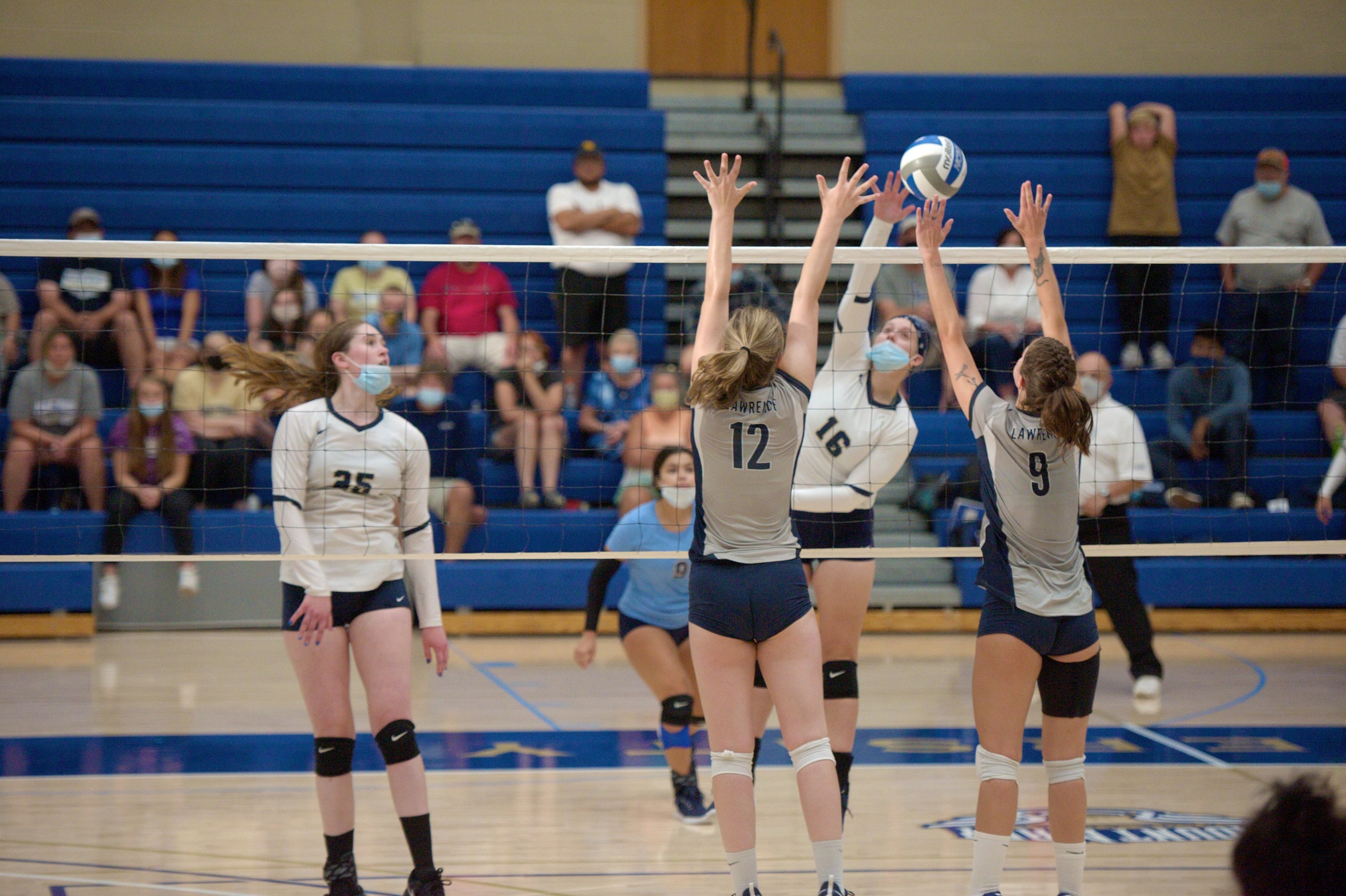 Volleyball Douses Inferno in Wednesday Pink Out